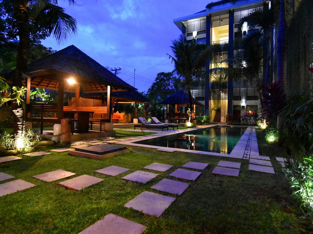 Ganga Hotel & Apartment Dempassar Exterior foto