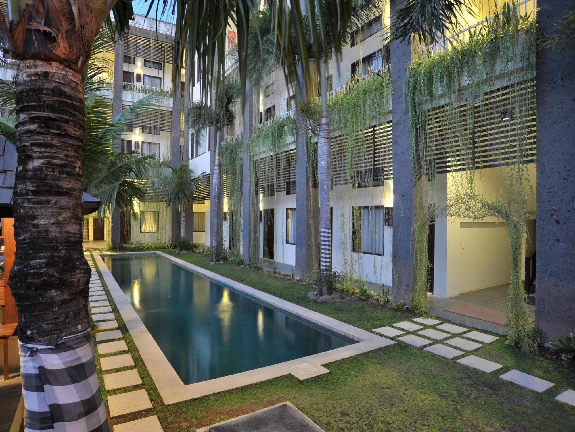 Ganga Hotel & Apartment Dempassar Exterior foto