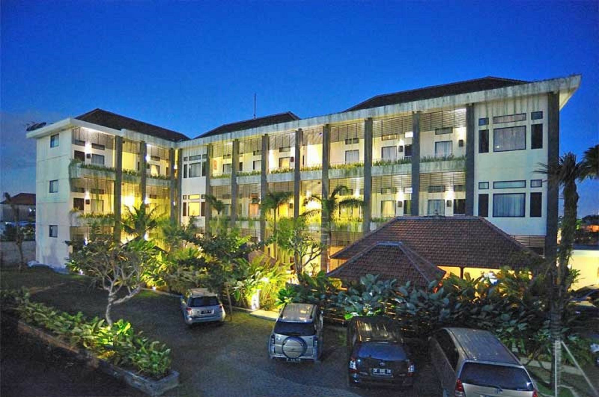Ganga Hotel & Apartment Dempassar Exterior foto